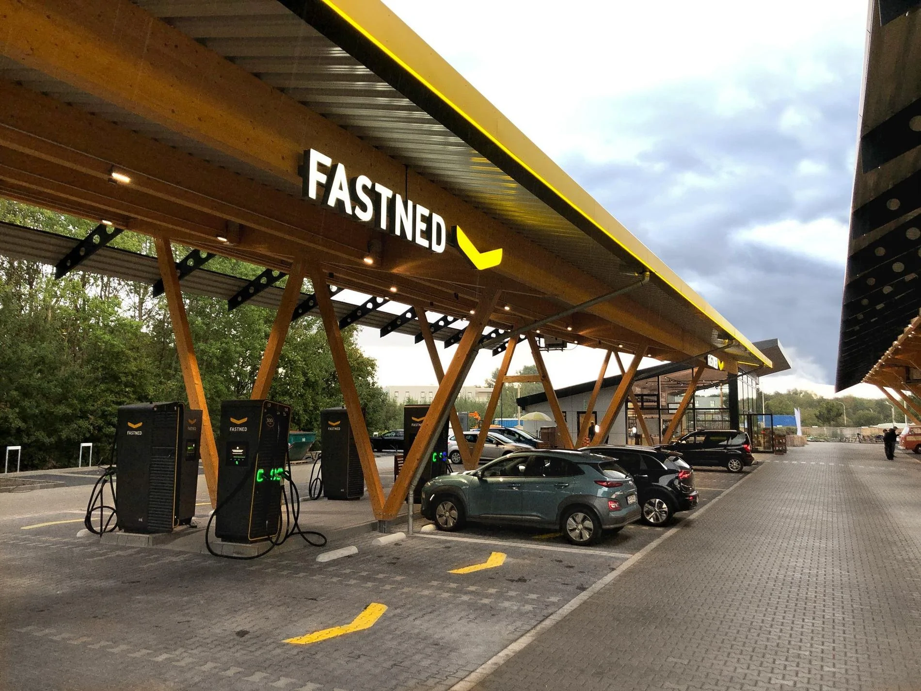 Tesla Model 2 Tesla & Fastned Join Forces To Build Germany’s Largest Fast Charging Station ation-kreuz-hilden-germany-039s-largestcharginghu