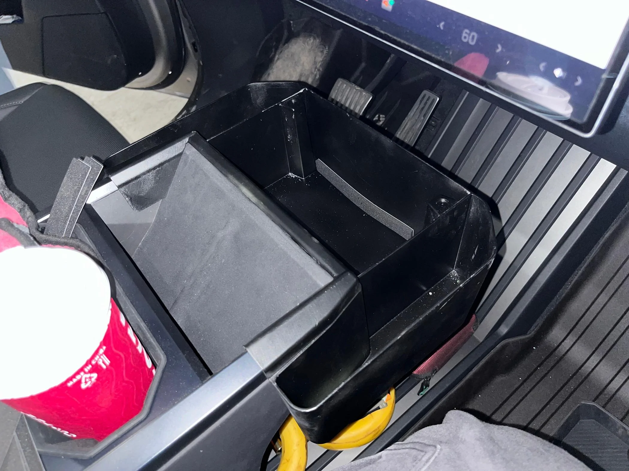 Tesla Model 2 ELECFRESH | Product Testing | The Cybertruck Center Console Hanging Storage Box IMG_1768