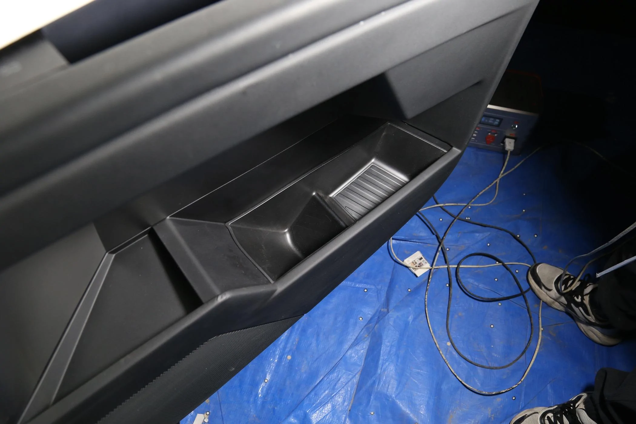 Tesla Model 2 ELECFRESH | Product Testing | The Cybertruck Car Door Side Storage Box Solution IMG_6492