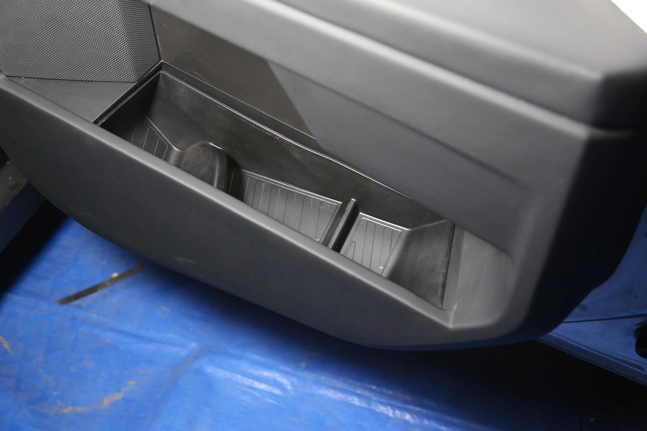 Tesla Model 2 ELECFRESH | Product Testing | The Cybertruck Car Door Side Storage Box Solution IMG_6543