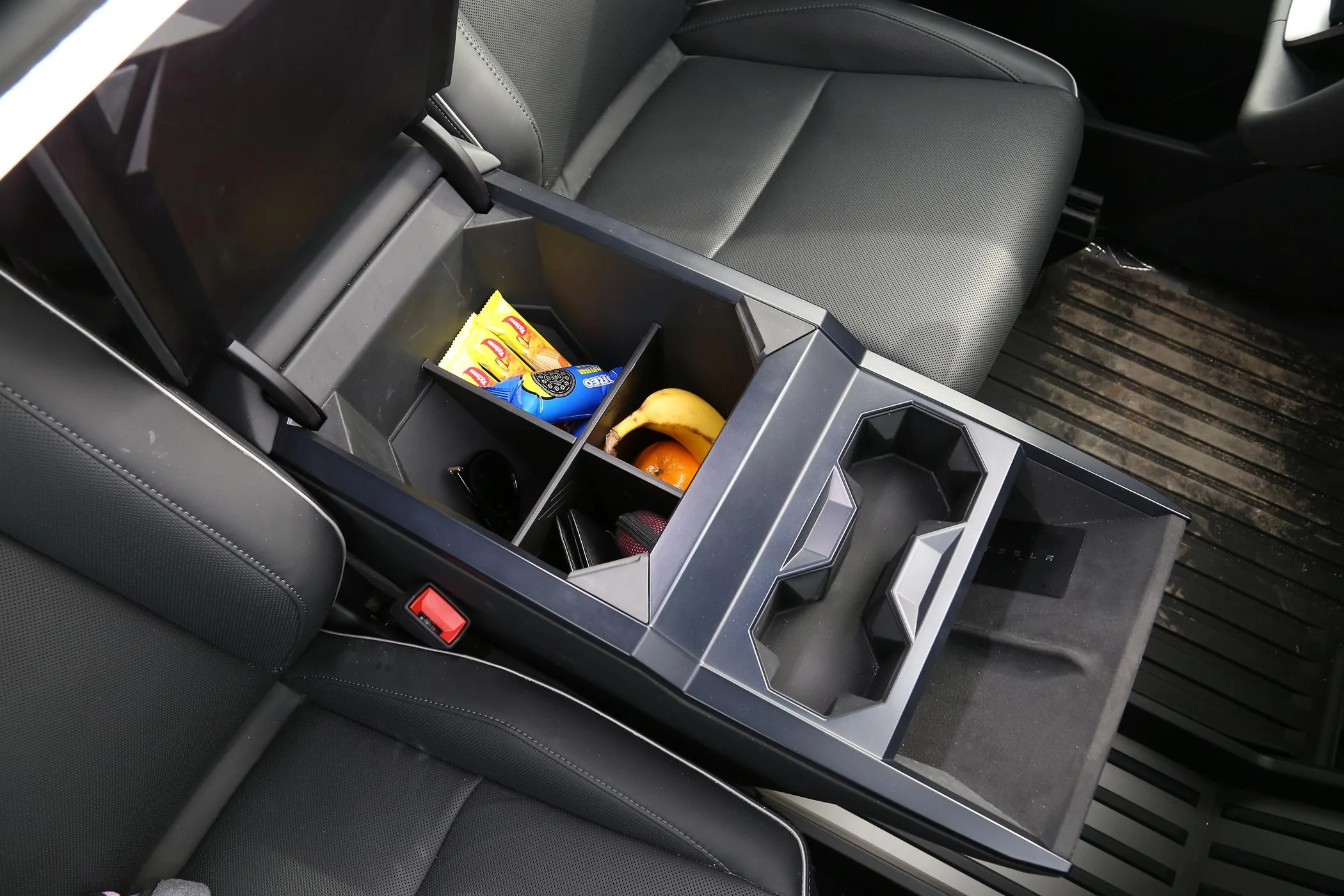 Tesla Model 2 ELECFRESH | Product Testing | The Cybertruck Center Console Organizer Solutions IMG_4453