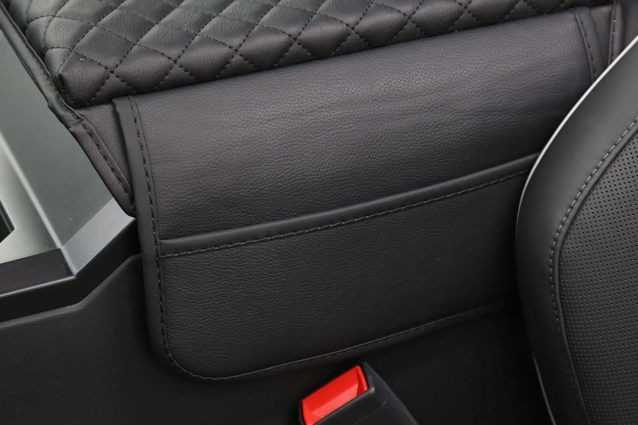 Tesla Model 2 [Elecfresh] Promotion For Armrest Cover! IMG_5835