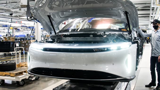 Tesla Model 2 Tesla vs. Lucid: Here’s how the EV rivals are and aren’t alike 106839632-1613083368246-lucid_factory
