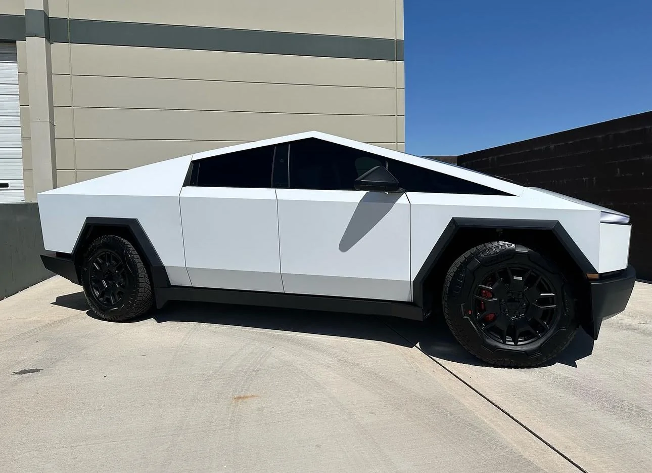 Tesla Model 2 ? PURE PPF SATIN SNOW WHITE Cyber Truck! IMG_4876