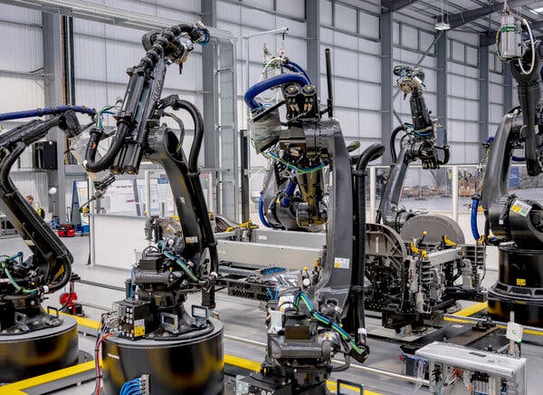 Tesla Model 2 Arrival Developing Electric Vehicles Without Assembly Line 00arrival-01-articleLarge-v3