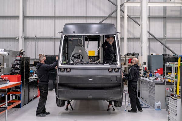 Tesla Model 2 Arrival Developing Electric Vehicles Without Assembly Line _4bd8b8c5-342e-438d-9b16-d4c0e6dbe18f-articleLarge